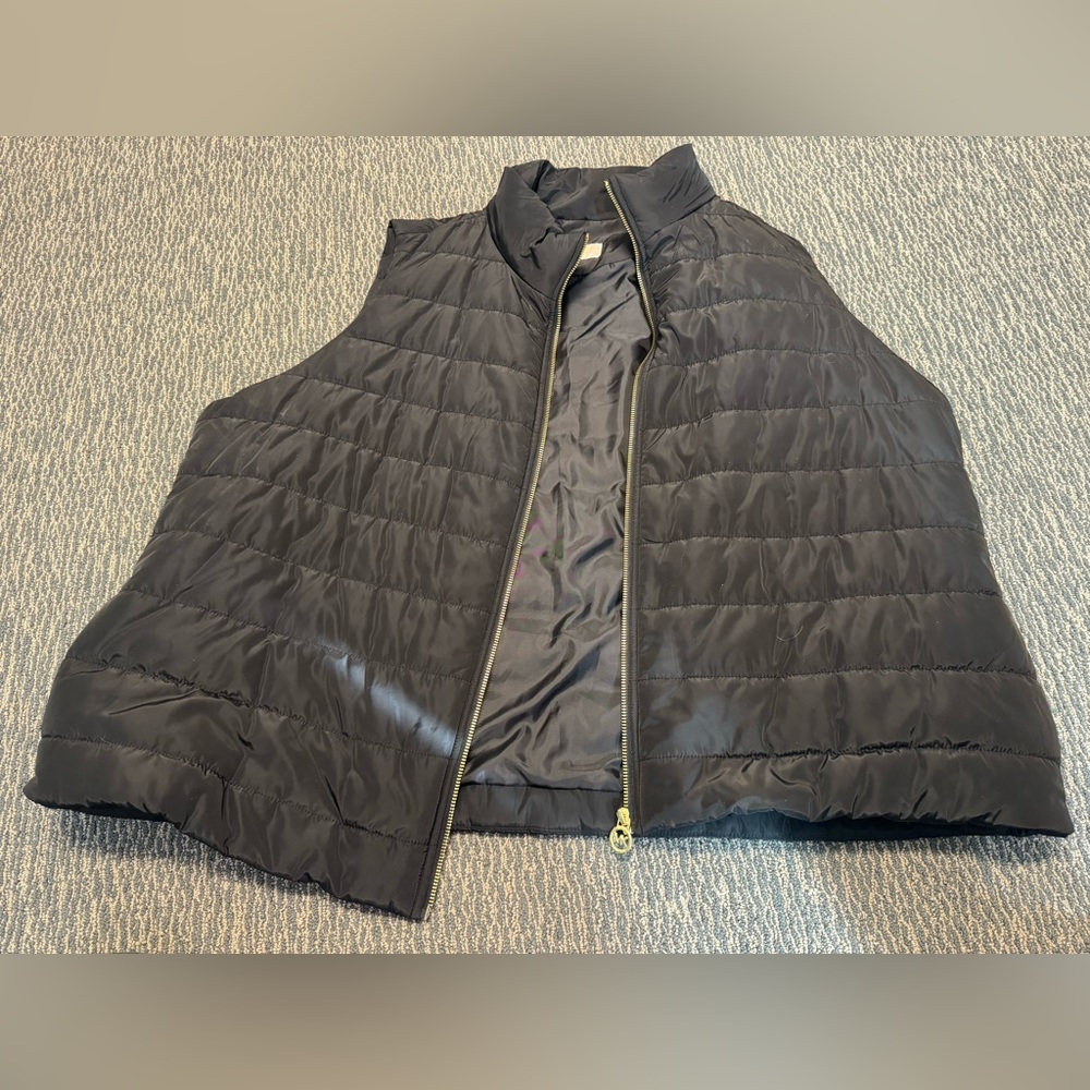 Michael Kors 3X black puffer vest new with tags